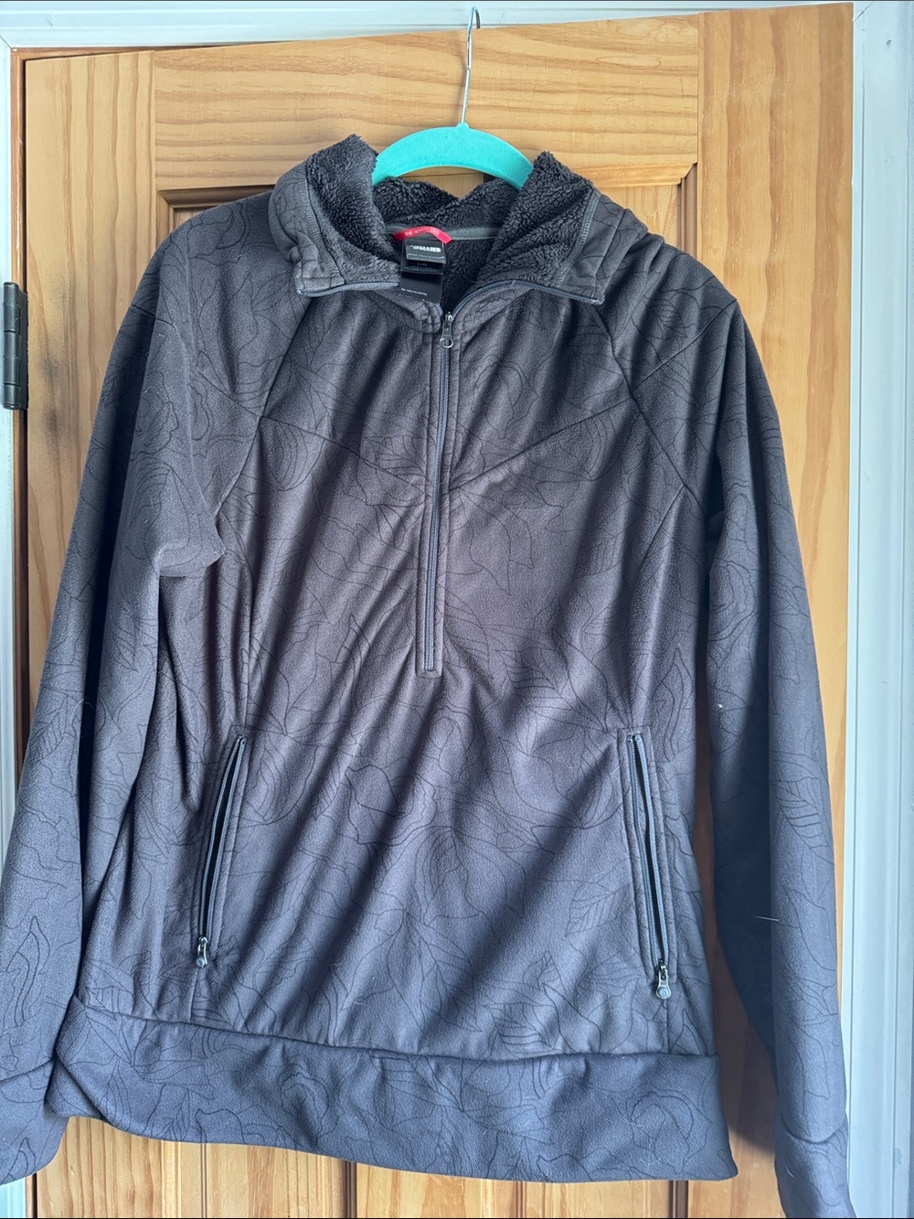 The North Face Women's Dark Gray Half-Zip Hoodie Sweatshirt